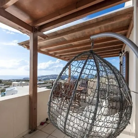 Апартаменты Modern Naya Escape In Santorini With Captivating Sea Views *
